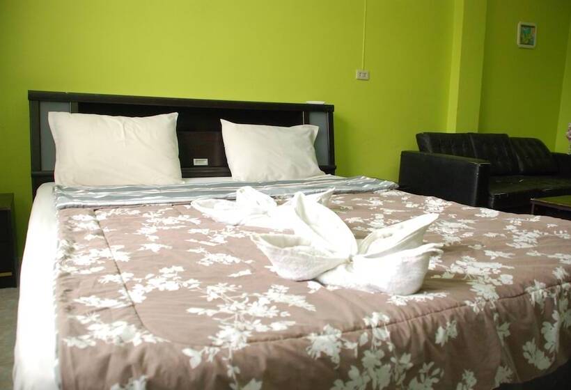 Pensió Blue Lagoon Guest House And Bar