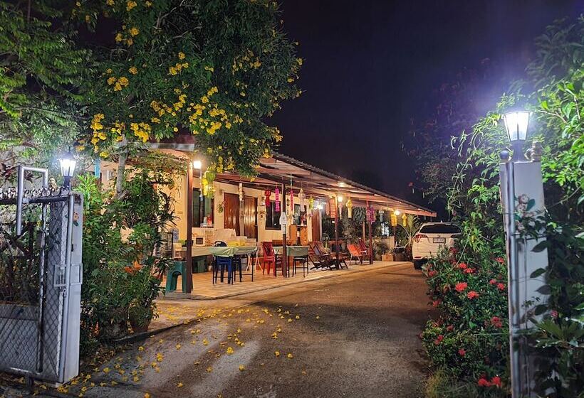 Pansiyon Bunrapee House