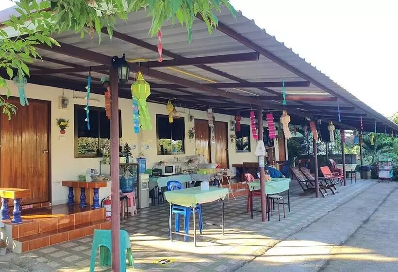 ペンション Bunrapee House