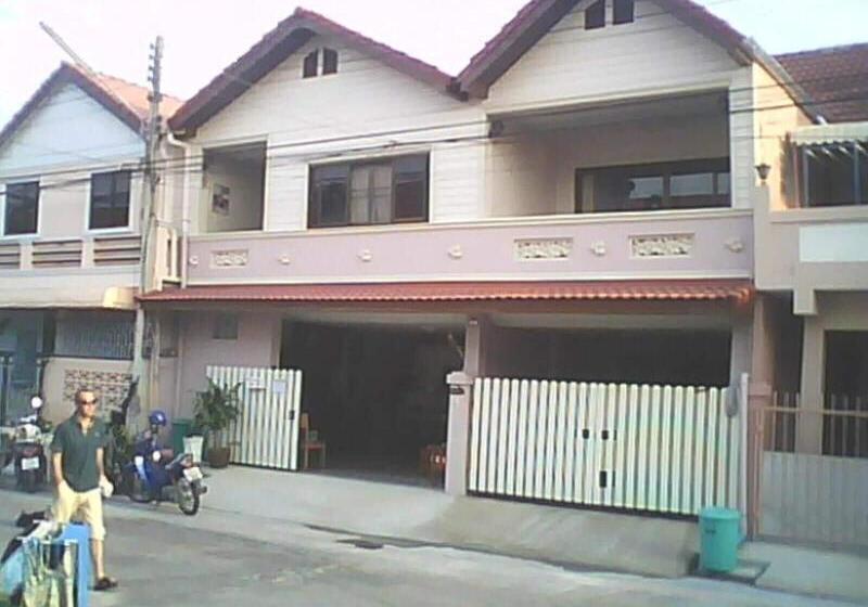 Pensão Chomhaad Guesthouse