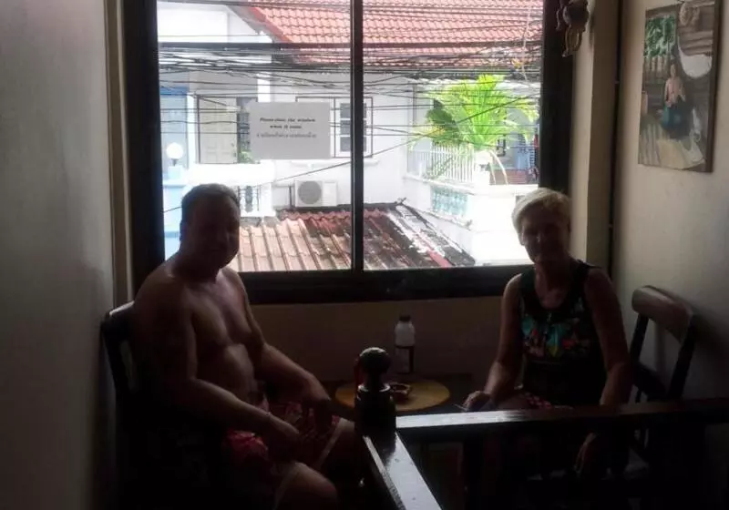 پانسیون Chomhaad Guesthouse