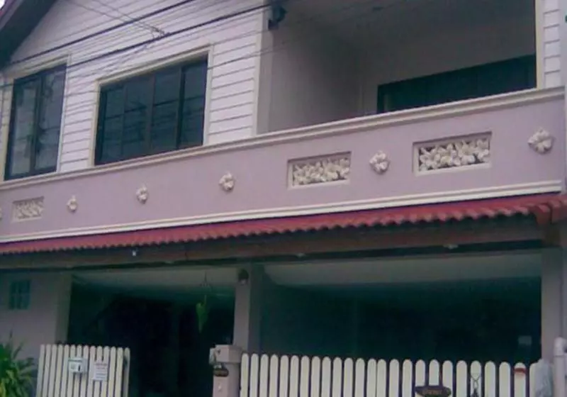 پانسیون Chomhaad Guesthouse