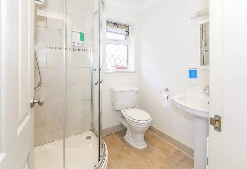 پانسیون Ivy Guest House