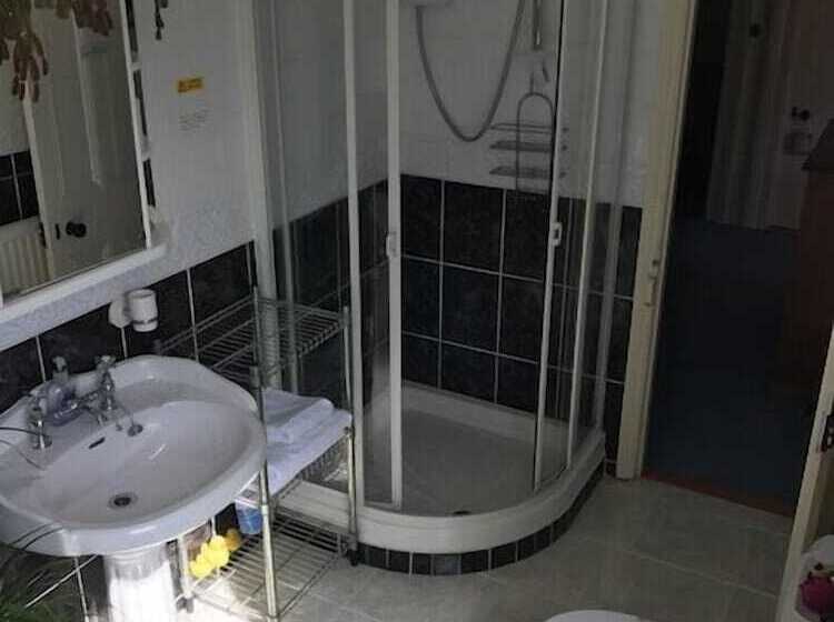 צימר Cheriton Lodge