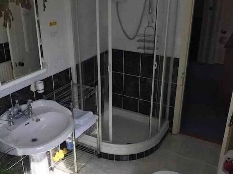 Aamiaismajoitus (B&B) Cheriton Lodge