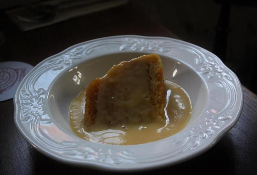 客栈 The Three Horseshoes