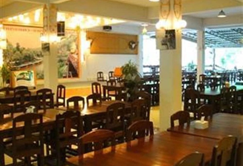 فندق Baan Rim Kwai Paerimnam Resort