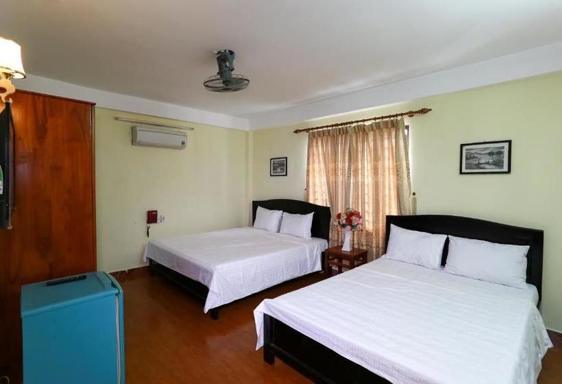 هتل Danang Center 2