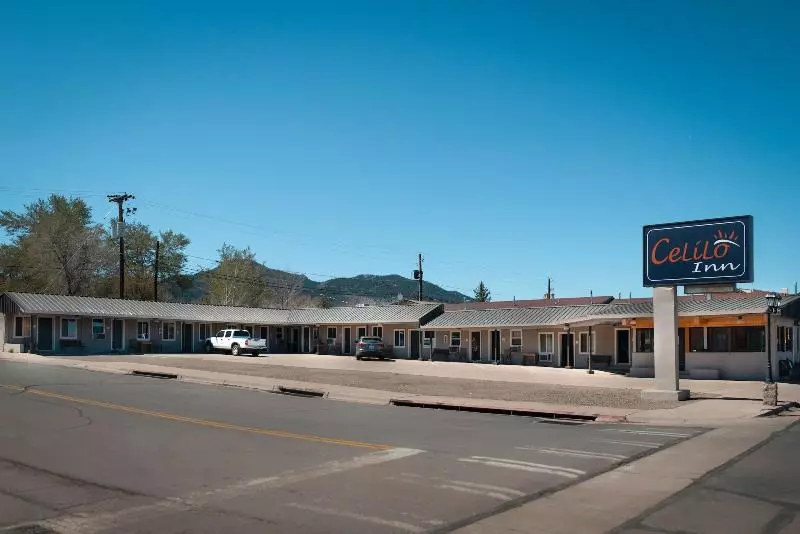 モーテル Celilo Inn
