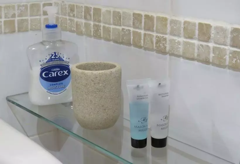 Birchcroft  Hideaway