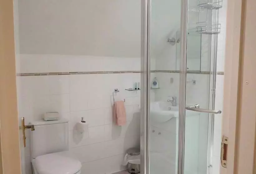 Birchcroft  Hideaway