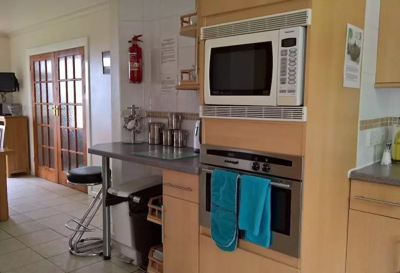 Birchcroft  Hideaway