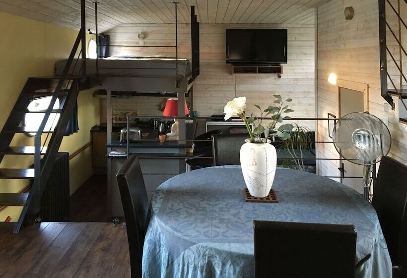 ホテル Boat For Guest