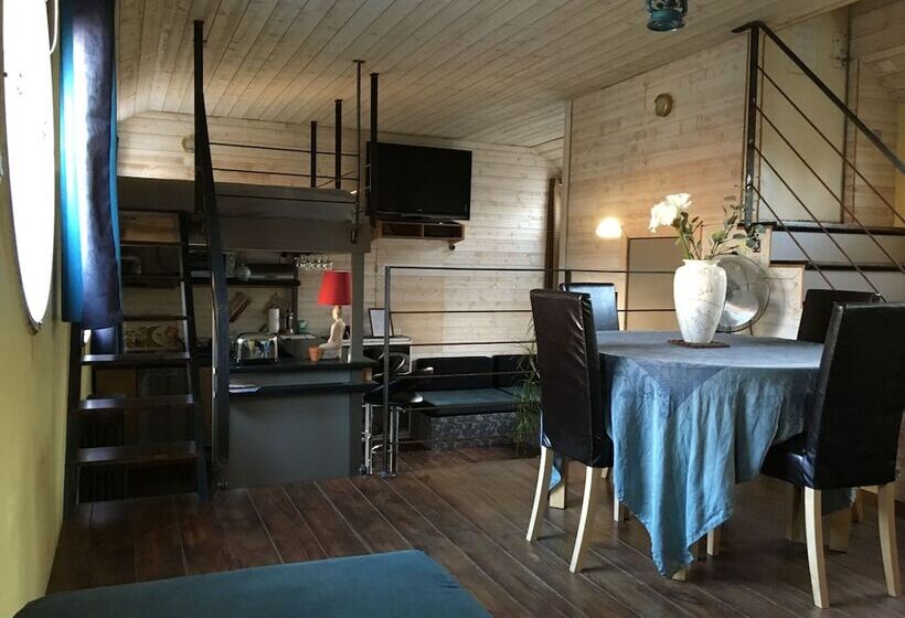 ホテル Boat For Guest