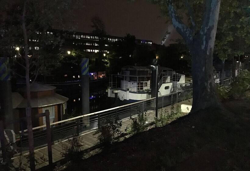 ホテル Boat For Guest