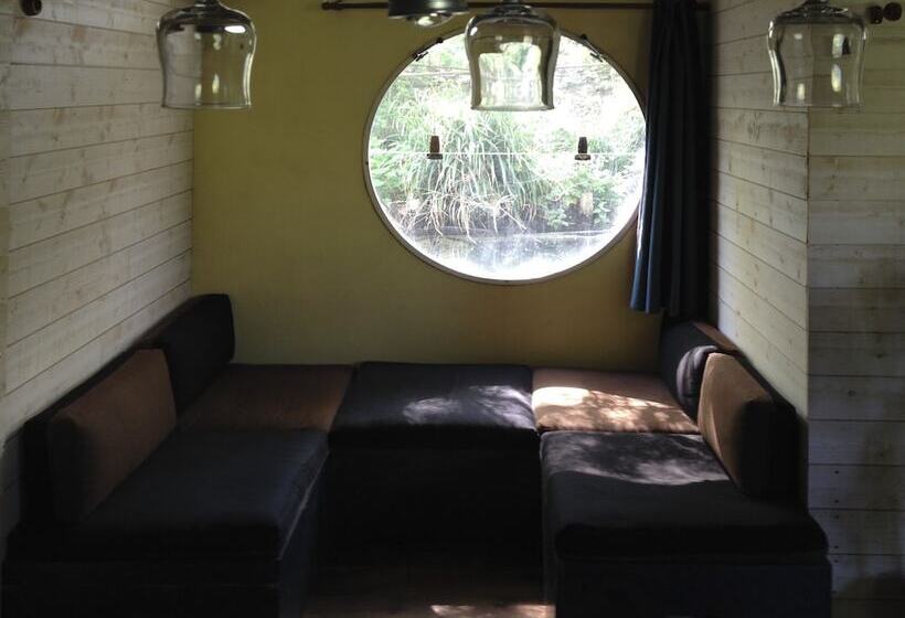 ホテル Boat For Guest