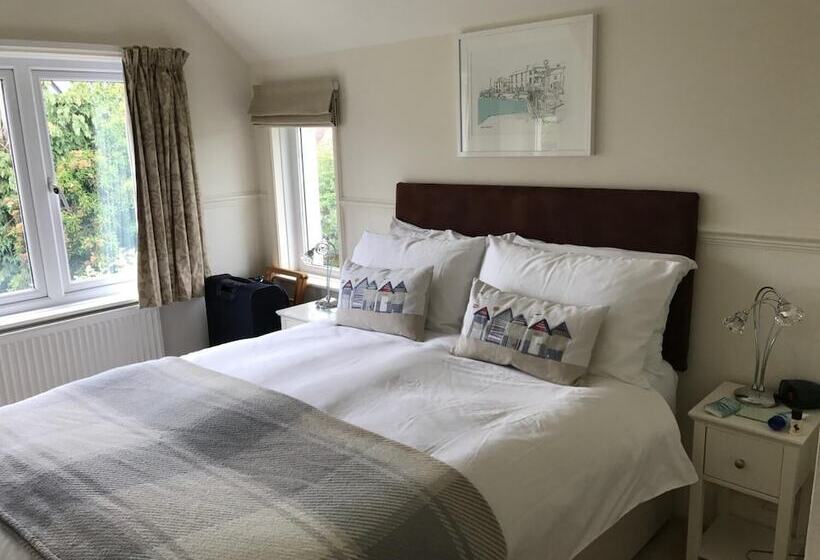 ホテル Coombe Bank Guest House