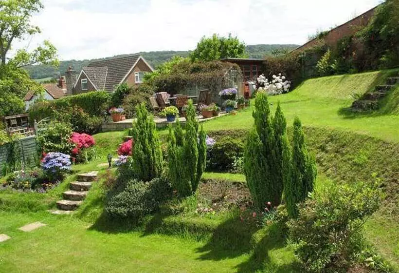 هتل Coombe Bank Guest House