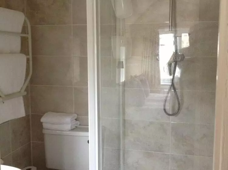 هتل Coombe Bank Guest House