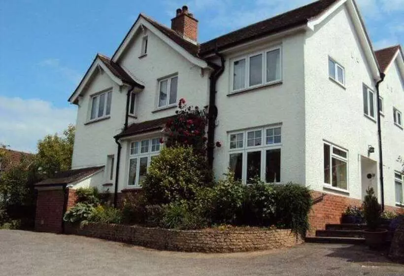 هتل Coombe Bank Guest House