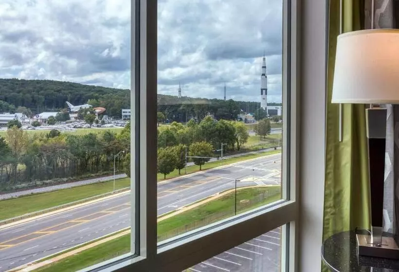 ホテル Drury Inn & Suites Huntsville Space & Rocket Center