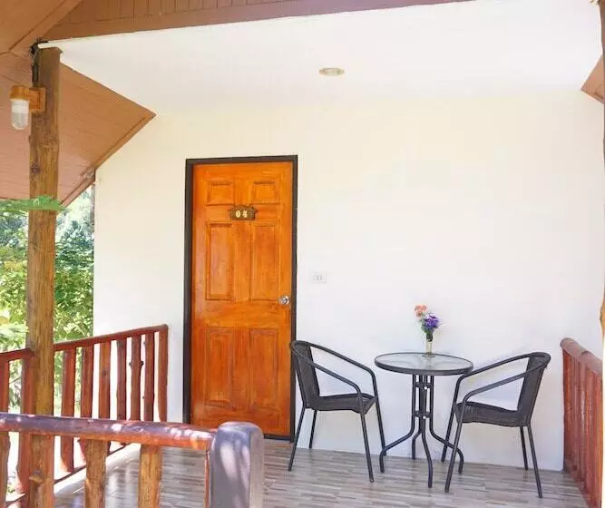 Hotelli Ing Phu Resort