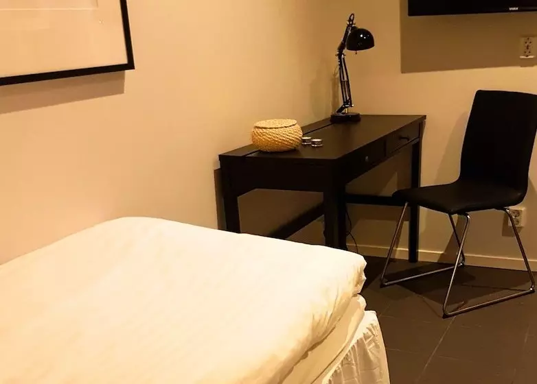 Otel Insense