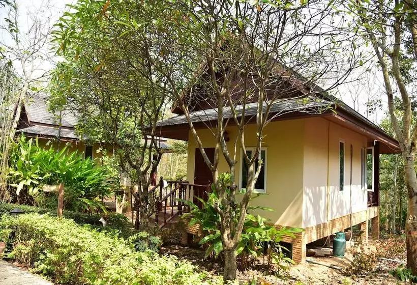 Hotelli Khaoyai Nature Retreat