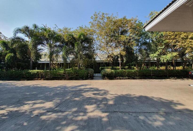 בית מלון כפרי Pearl Resort And