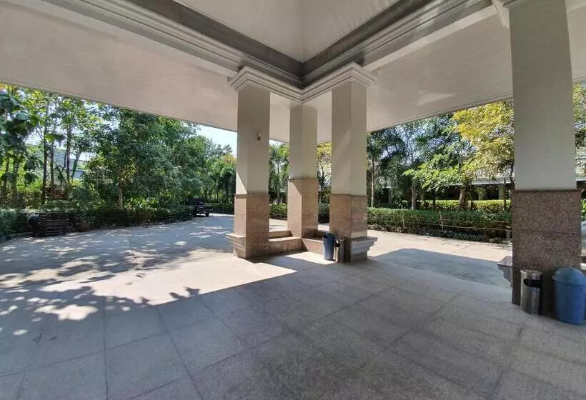 Hotelli Pearl Resort And