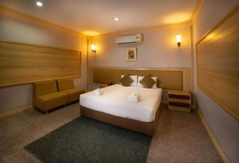 Hotelli Pearl Resort And