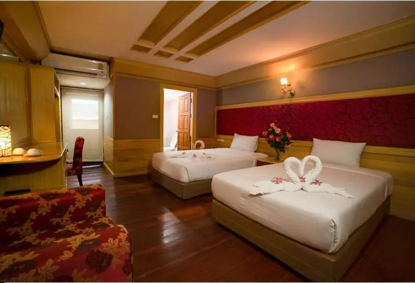 Hotelli Pearl Resort And