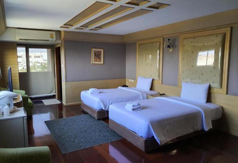 בית מלון כפרי Pearl Resort And