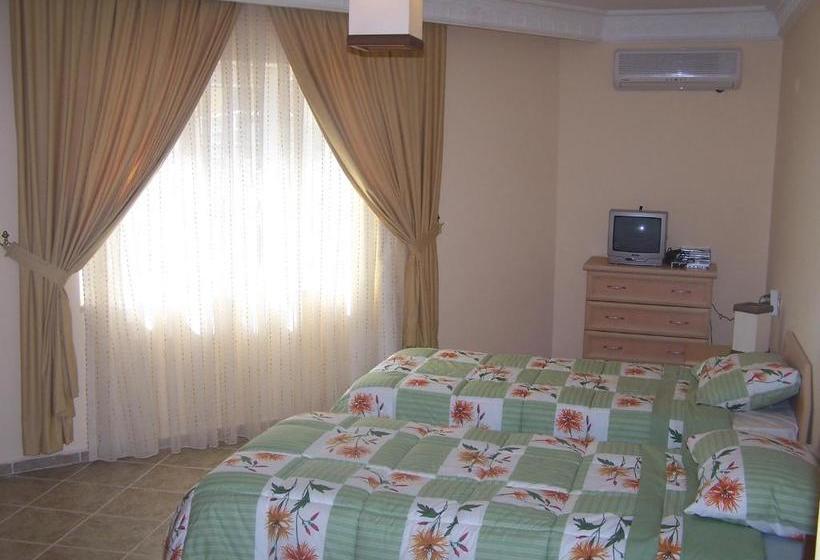 בית מלון כפרי Royal Residences