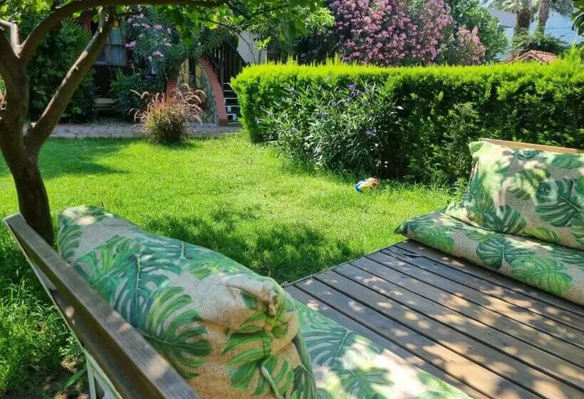 Sunset Boutique Hotel & Apartments