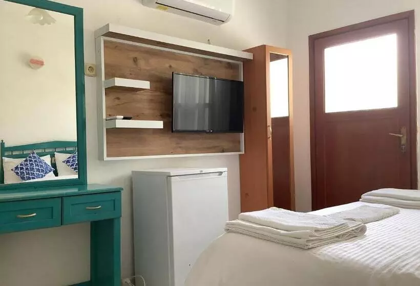 Sunset Boutique Hotel & Apartments