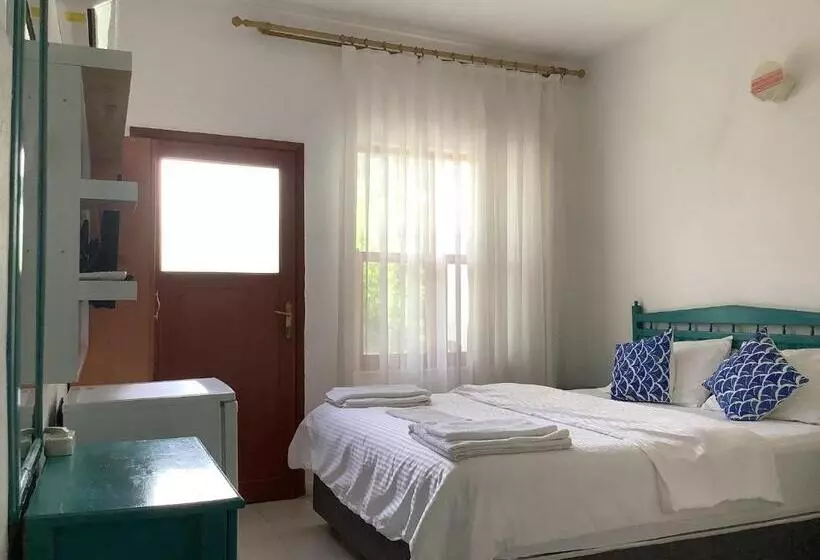 Sunset Boutique Hotel & Apartments