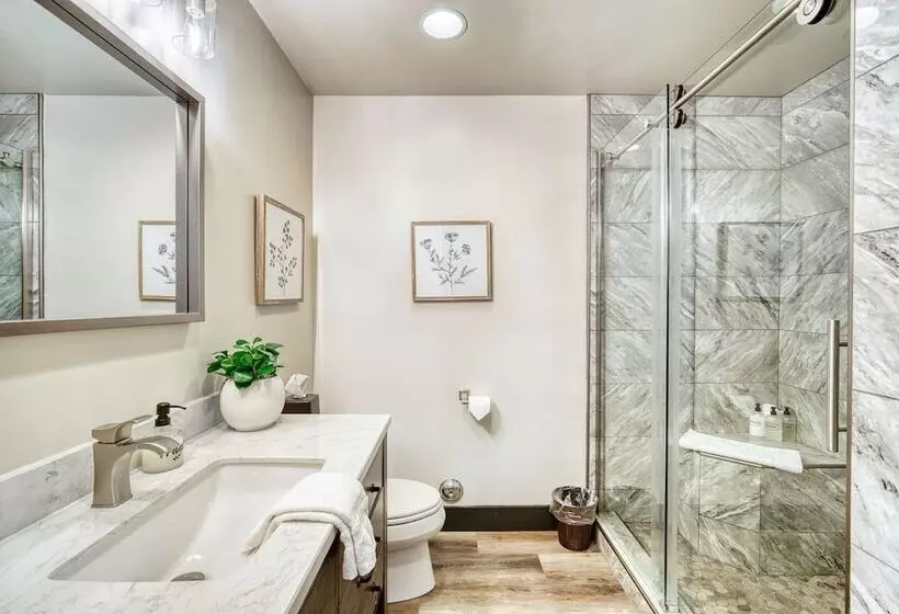 Hostelli Europa Village Wineries And Resort