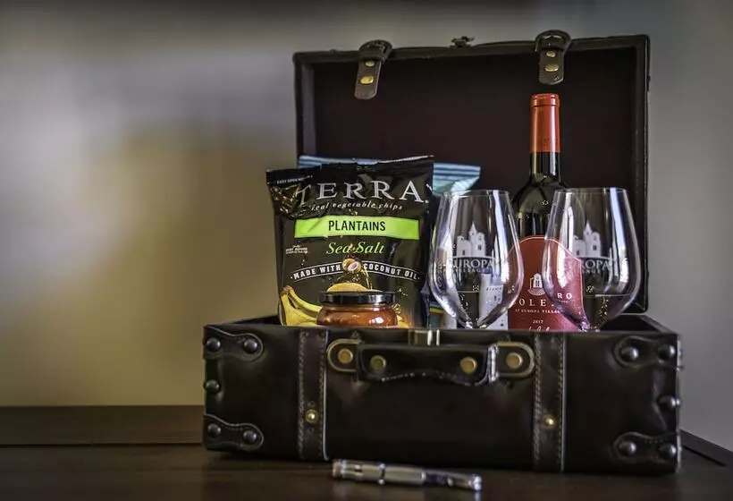 Hostelli Europa Village Wineries And Resort