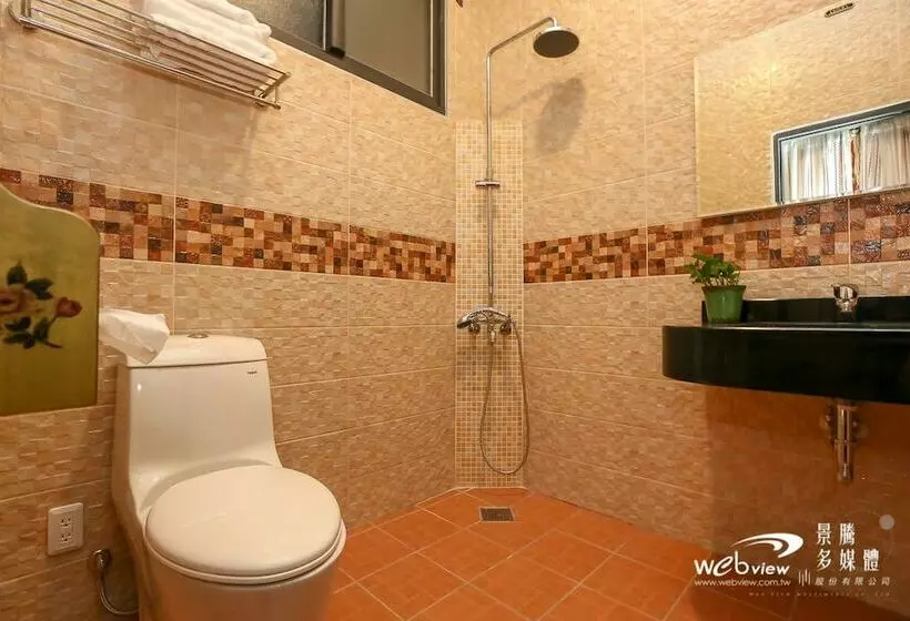 Wuju Wusu B&b
