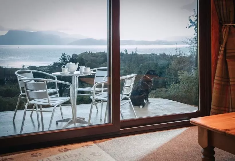 Armadale Castle Cabins