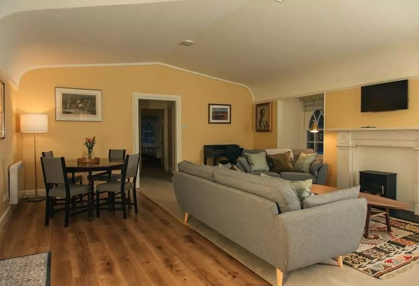 Armadale Castle Cabins