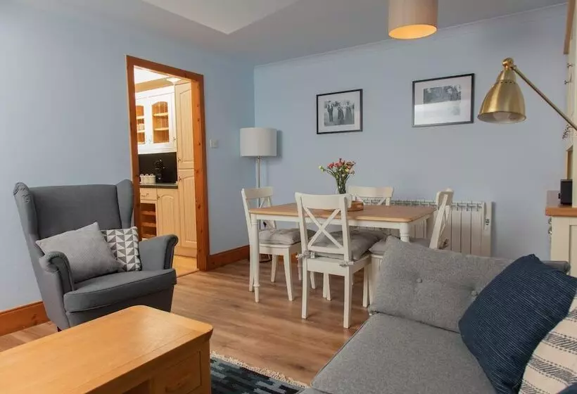 Armadale Castle Cabins