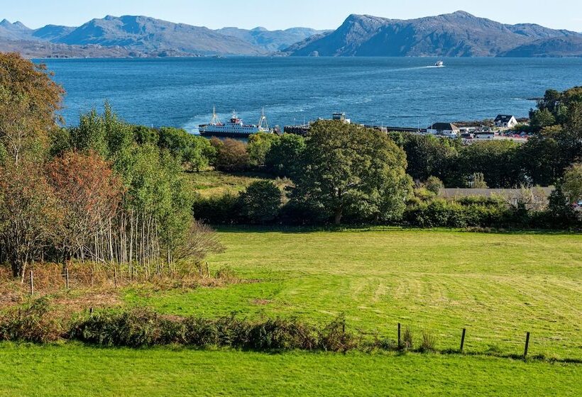 Armadale Castle Cabins