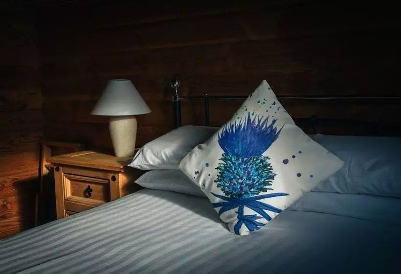 Armadale Castle Cabins