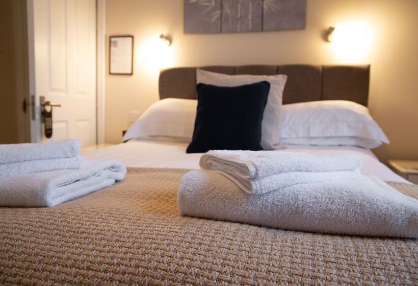 ベッドアンドブレックファースト Deanfield