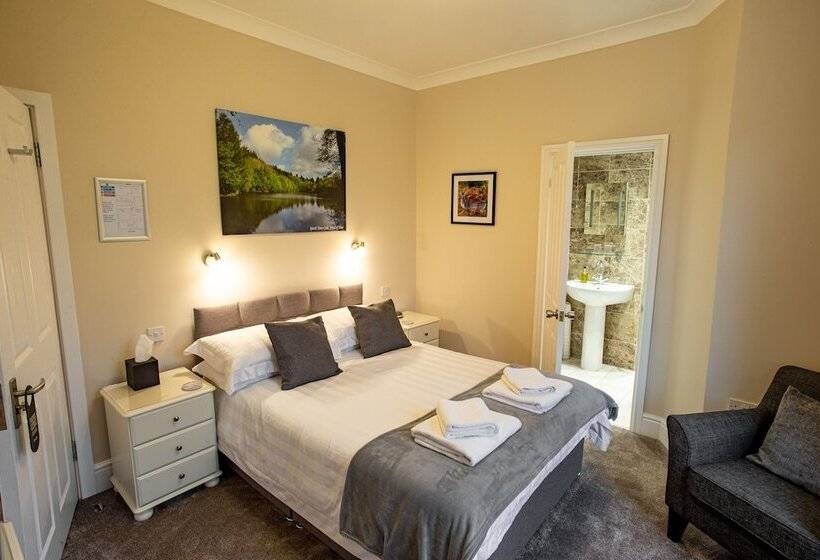 ベッドアンドブレックファースト Deanfield