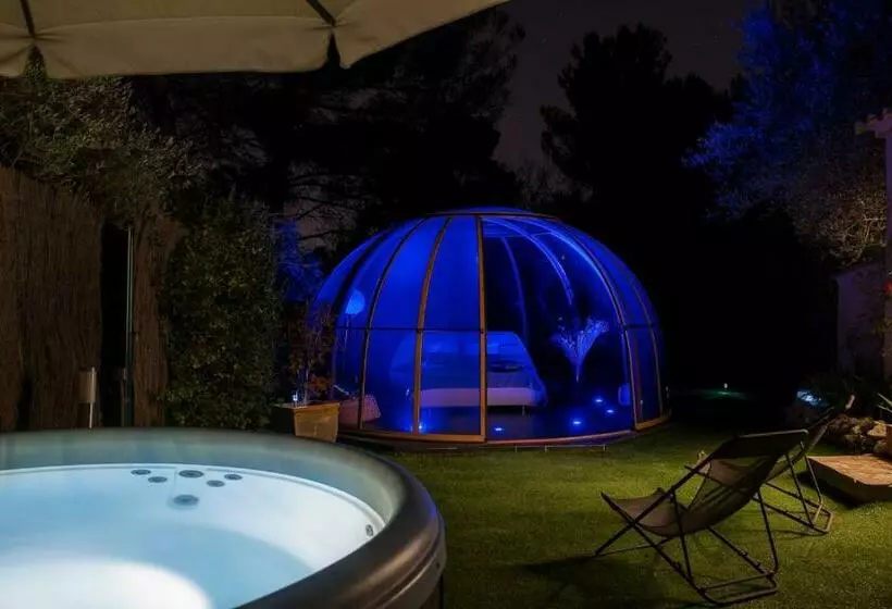 تختخواب و صبحانه Domaine Jobert