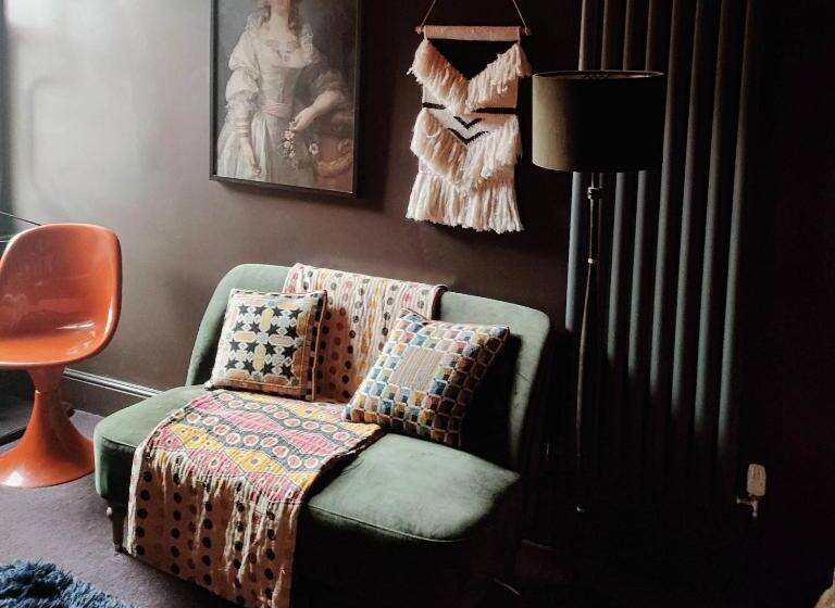 Nocleg ze śniadaniem Number 18