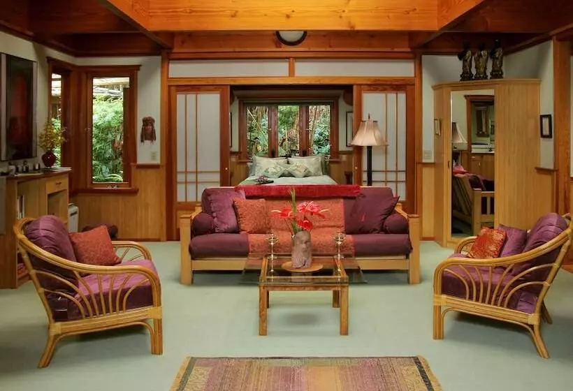 تختخواب و صبحانه Volcano Rainforest Retreat